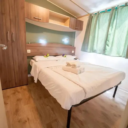 Weekend Glamping Campsite
