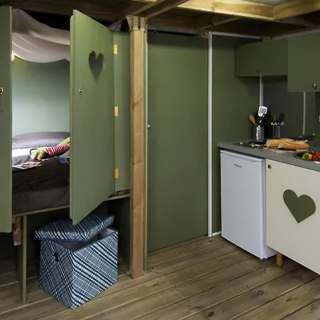 Weekend Glamping Campsite San Felice del Benaco