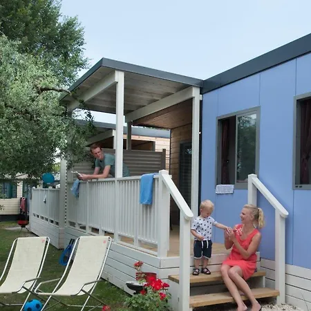 Weekend Glamping Campsite