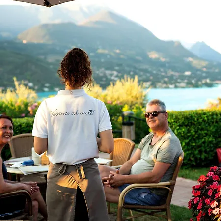 Weekend Glamping Campsite San Felice del Benaco