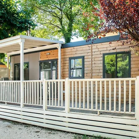 Weekend Glamping Kemp *